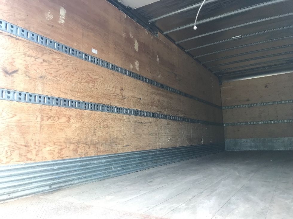 Medium Duty Box Truck-Light and Medium Duty Trucks-Freightliner-2019-M2-Dartmouth-NS-210,275\n\t\tkm-$ 76,000 - Image 11