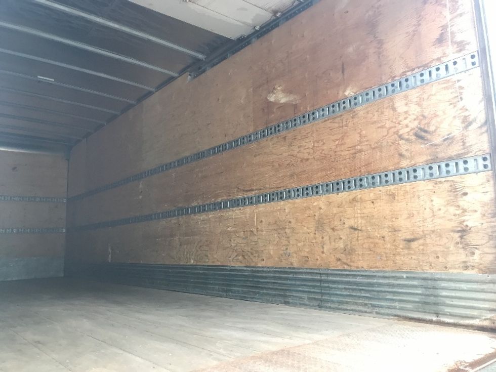 Medium Duty Box Truck-Light and Medium Duty Trucks-Freightliner-2019-M2-Dartmouth-NS-210,275\n\t\tkm-$ 76,000 - Image 12