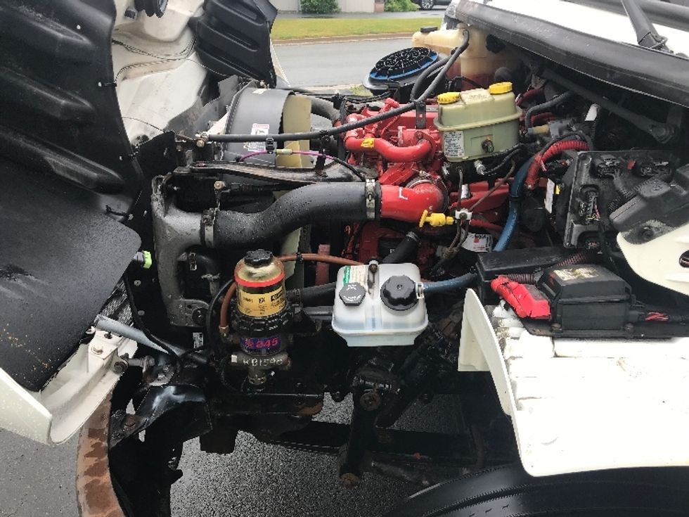 Medium Duty Box Truck-Light and Medium Duty Trucks-Freightliner-2019-M2-Dartmouth-NS-210,275\n\t\tkm-$ 76,000 - Image 24