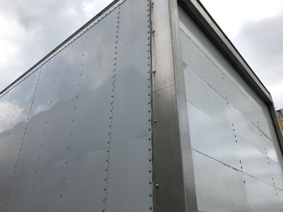 Medium Duty Box Truck-Light and Medium Duty Trucks-Freightliner-2019-M2-Dartmouth-NS-210,275\n\t\tkm-$ 76,000 - Image 26