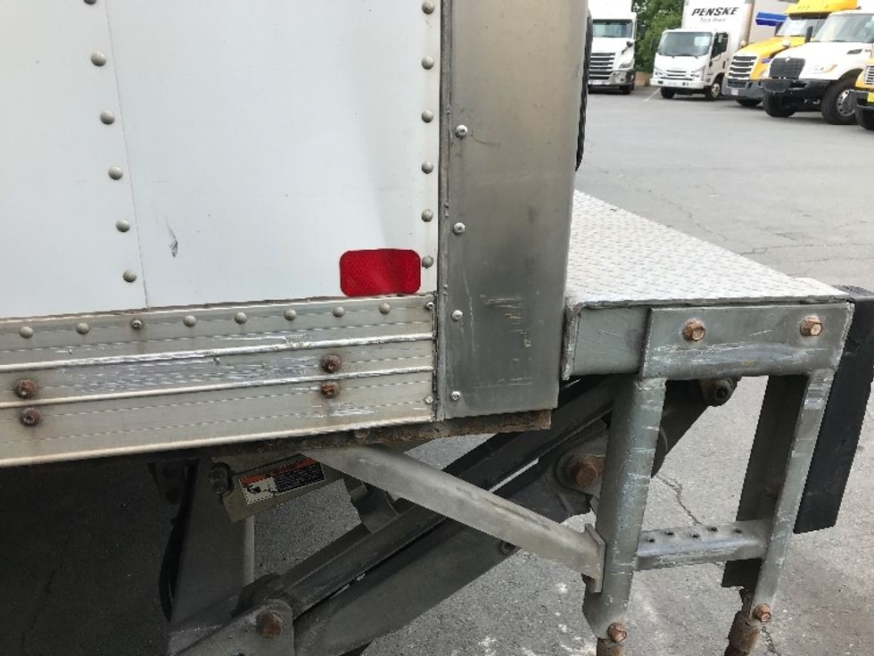 Medium Duty Box Truck-Light and Medium Duty Trucks-Freightliner-2019-M2-Dartmouth-NS-210,275\n\t\tkm-$ 76,000 - Image 27