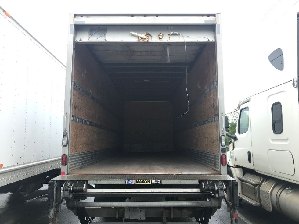 Medium Duty Box Truck-Light and Medium Duty Trucks-Freightliner-2019-M2-Dartmouth-NS-210,275\n\t\tkm-$ 76,000 - Image 8