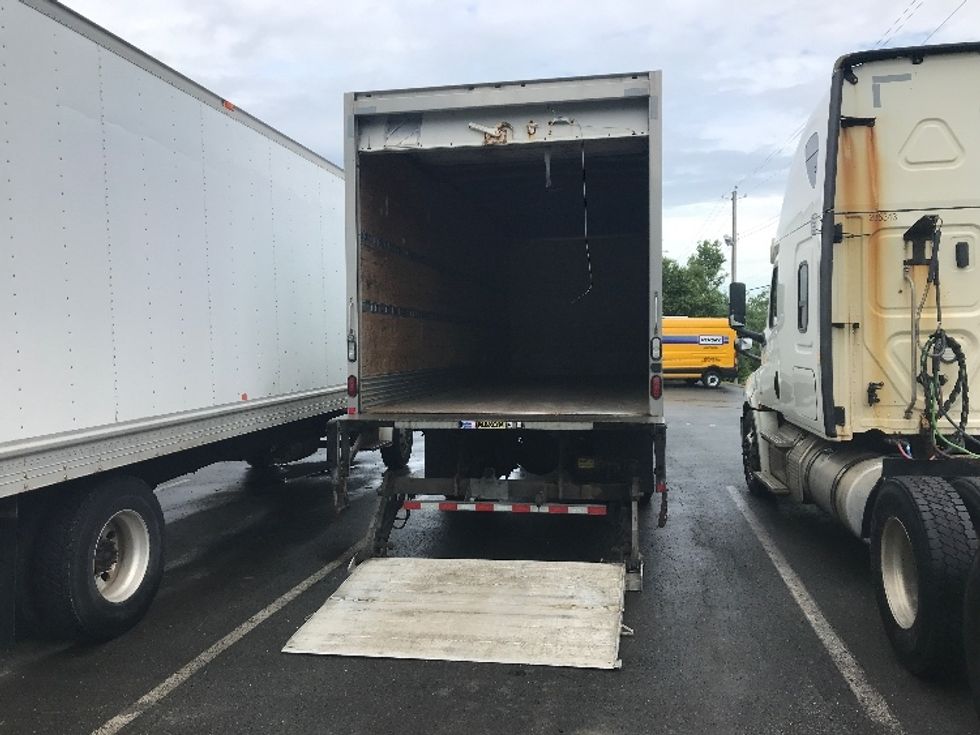 Medium Duty Box Truck-Light and Medium Duty Trucks-Freightliner-2019-M2-Dartmouth-NS-210,275\n\t\tkm-$ 76,000 - Image 9