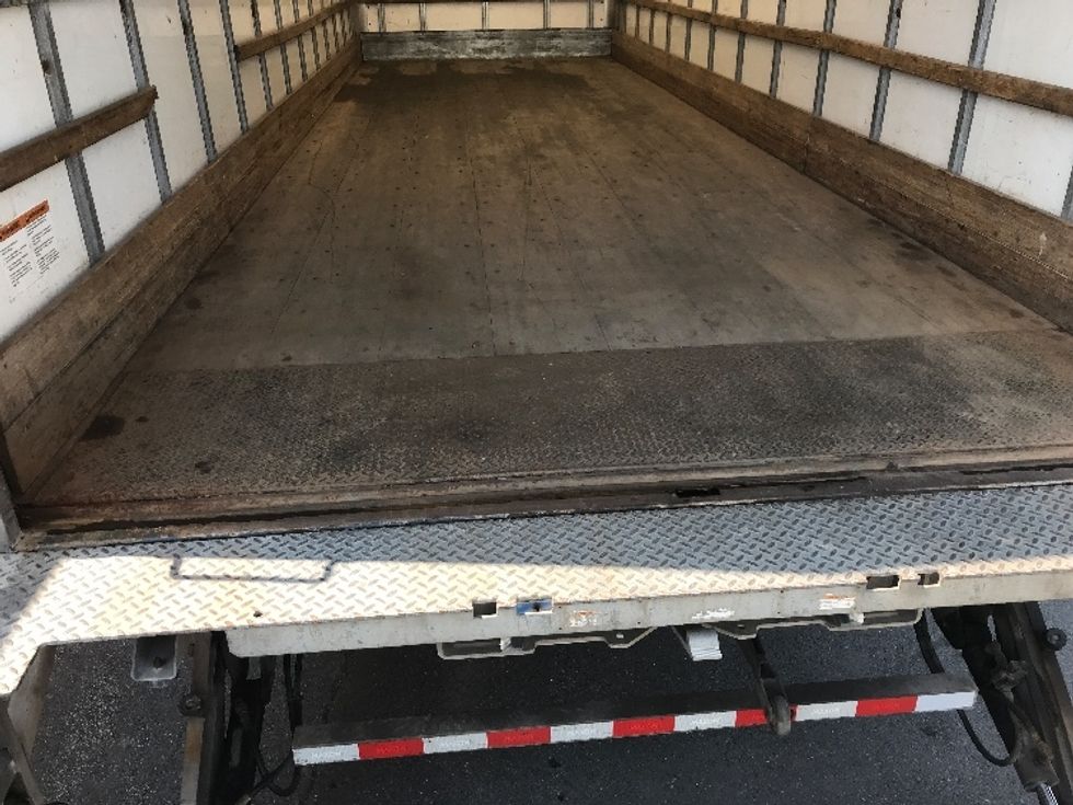 Medium Duty Box Truck-Light and Medium Duty Trucks-Freightliner-2019-M2-Dartmouth-NS-226,706\n\t\tkm-$ 71,750 - Image 10