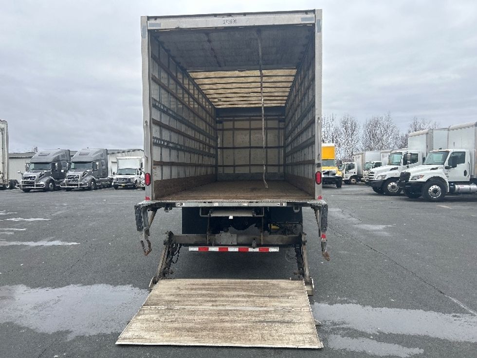 Medium Duty Box Truck-Light and Medium Duty Trucks-Freightliner-2019-M2-Dartmouth-NS-296,075\n\t\tkm-$ 61,250 - Image 10