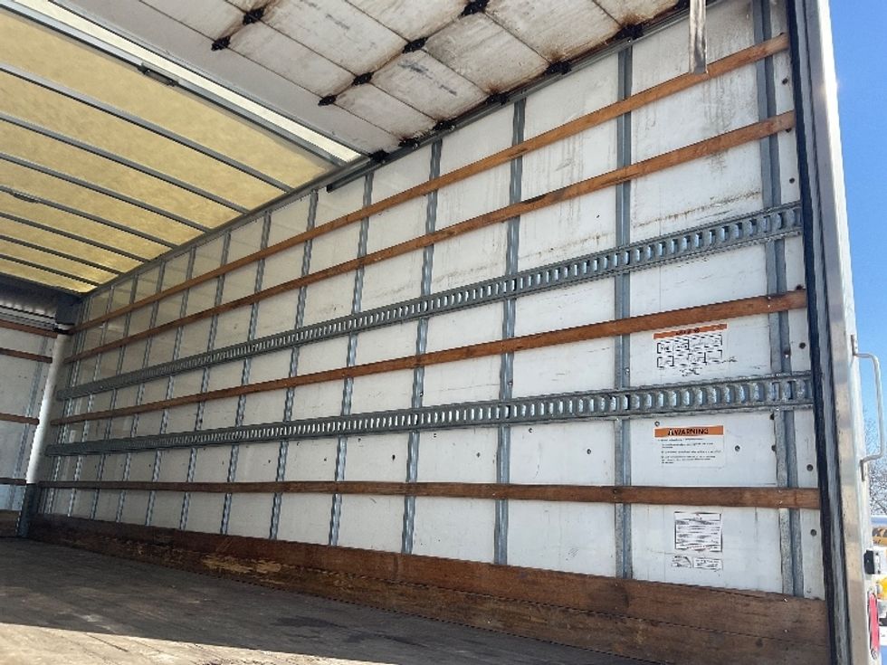 Medium Duty Box Truck-Light and Medium Duty Trucks-Freightliner-2019-M2-Dayton-OH-254,146\n\t\tmiles-$ 29,750 - Image 12