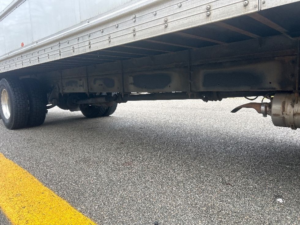 Medium Duty Box Truck-Light and Medium Duty Trucks-Freightliner-2019-M2-Delta-BC-158,323\n\t\tkm-$ 73,250 - Image 14