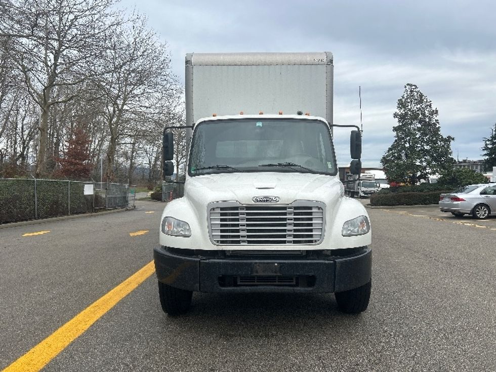 Medium Duty Box Truck-Light and Medium Duty Trucks-Freightliner-2019-M2-Delta-BC-158,323\n\t\tkm-$ 73,250 - Image 2