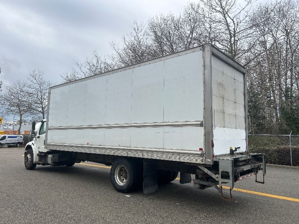 Medium Duty Box Truck-Light and Medium Duty Trucks-Freightliner-2019-M2-Delta-BC-158,323\n\t\tkm-$ 73,250 - Image 6