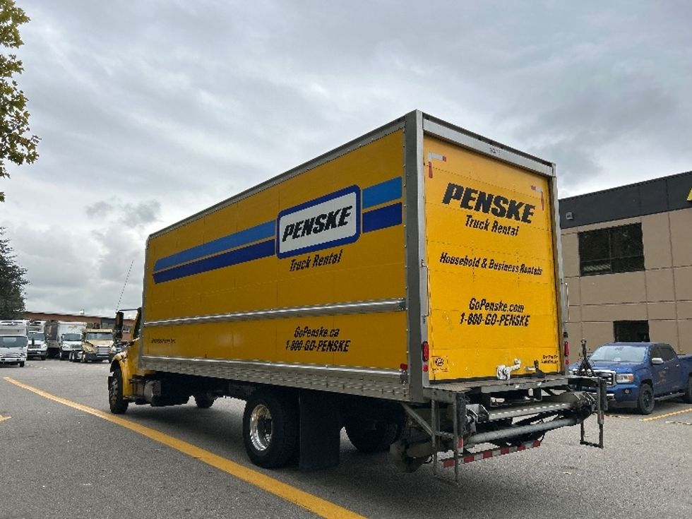 Medium Duty Box Truck-Light and Medium Duty Trucks-Freightliner-2019-M2-Delta-BC-175,632\n\t\tkm-$ 72,500 - Image 6