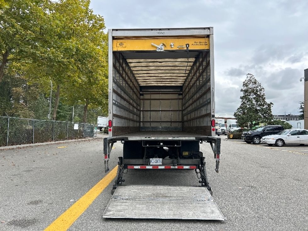 Medium Duty Box Truck-Light and Medium Duty Trucks-Freightliner-2019-M2-Delta-BC-175,632\n\t\tkm-$ 72,500 - Image 9