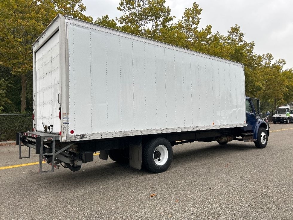Medium Duty Box Truck-Light and Medium Duty Trucks-Freightliner-2019-M2-Delta-BC-272,933\n\t\tkm-$ 65,750 - Image 13