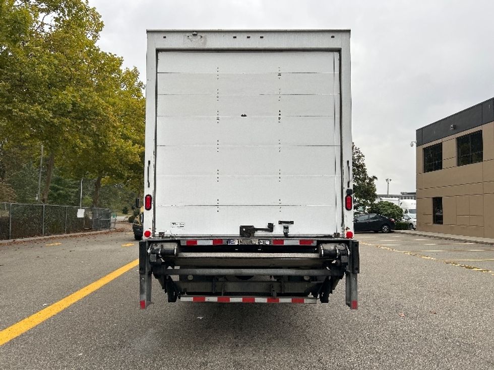 Medium Duty Box Truck-Light and Medium Duty Trucks-Freightliner-2019-M2-Delta-BC-272,933\n\t\tkm-$ 65,750 - Image 7
