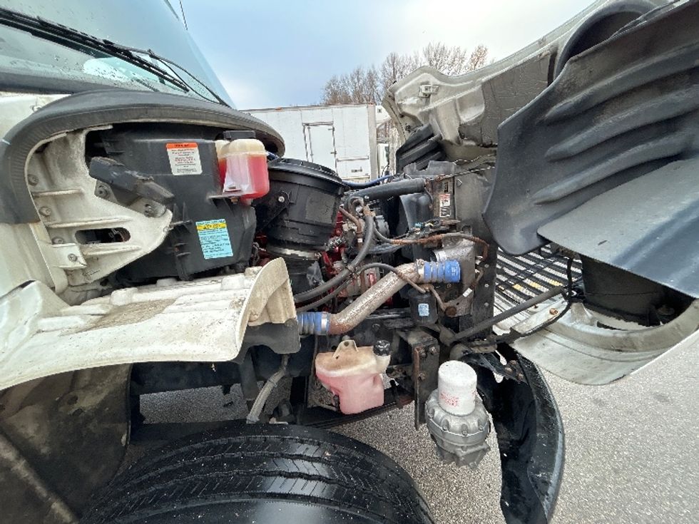 Medium Duty Box Truck-Light and Medium Duty Trucks-Freightliner-2019-M2-Delta-BC-357,042\n\t\tkm-$ 63,000 - Image 23