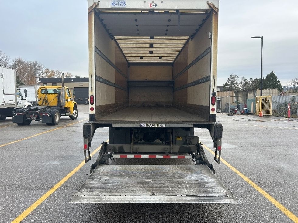 Medium Duty Box Truck-Light and Medium Duty Trucks-Freightliner-2019-M2-Delta-BC-357,042\n\t\tkm-$ 63,000 - Image 9