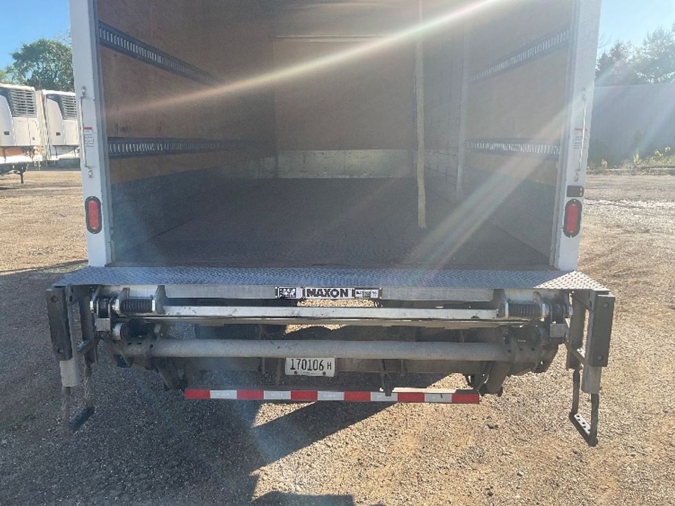Medium Duty Box Truck-Light and Medium Duty Trucks-Freightliner-2019-M2-East Chicago-IN-107,430\n\t\tmiles-$ 59,250 - Image 10