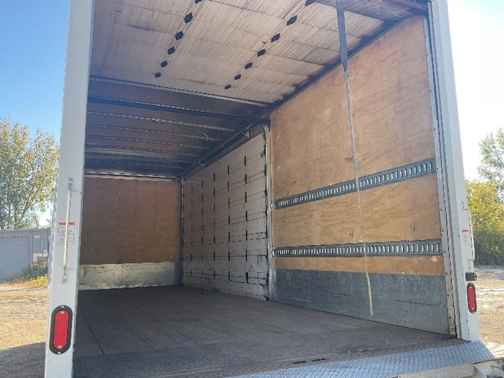 Medium Duty Box Truck-Light and Medium Duty Trucks-Freightliner-2019-M2-East Chicago-IN-107,430\n\t\tmiles-$ 59,250 - Image 12
