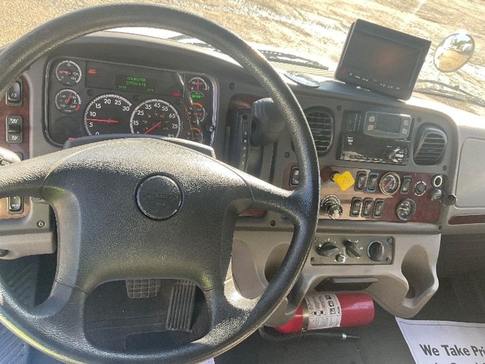 Medium Duty Box Truck-Light and Medium Duty Trucks-Freightliner-2019-M2-East Chicago-IN-107,430\n\t\tmiles-$ 59,250 - Image 18