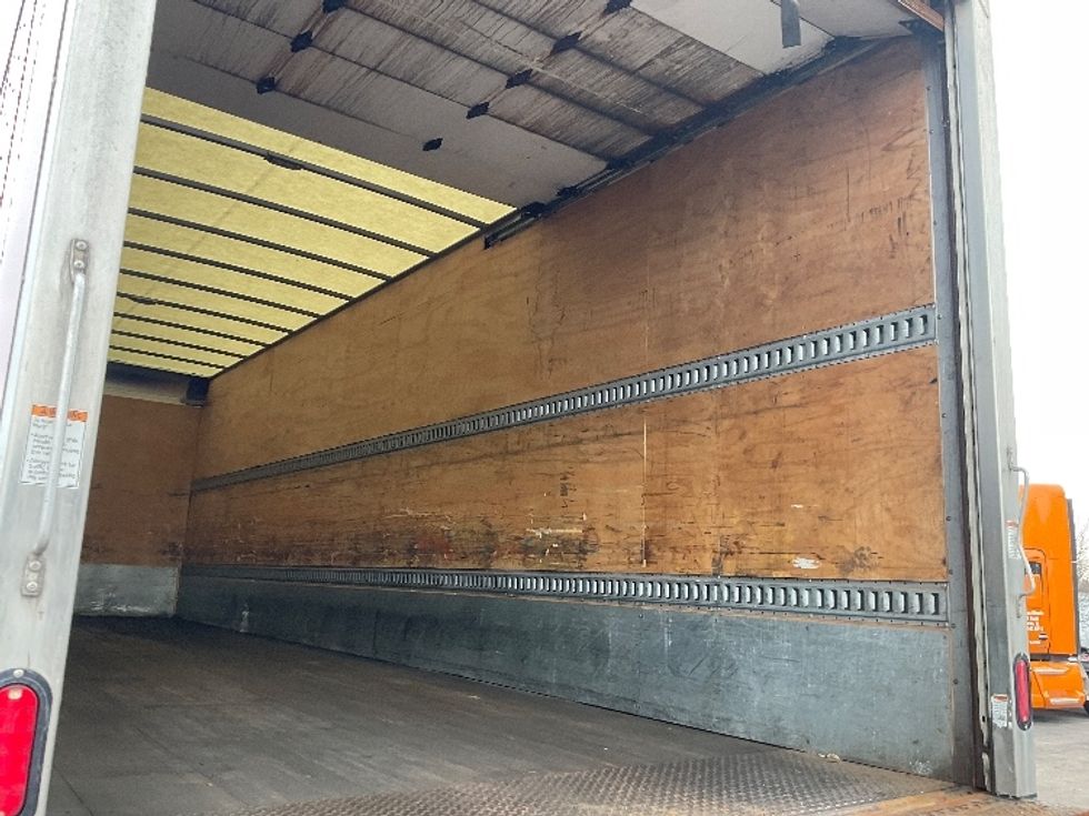Medium Duty Box Truck-Light and Medium Duty Trucks-Freightliner-2019-M2-East Chicago-IN-120,233\n\t\tmiles-$ 38,000 - Image 11