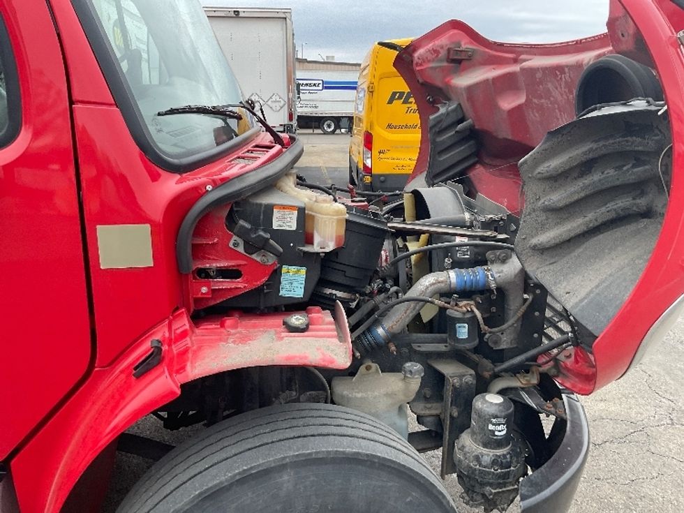 Medium Duty Box Truck-Light and Medium Duty Trucks-Freightliner-2019-M2-East Chicago-IN-120,233\n\t\tmiles-$ 38,000 - Image 22