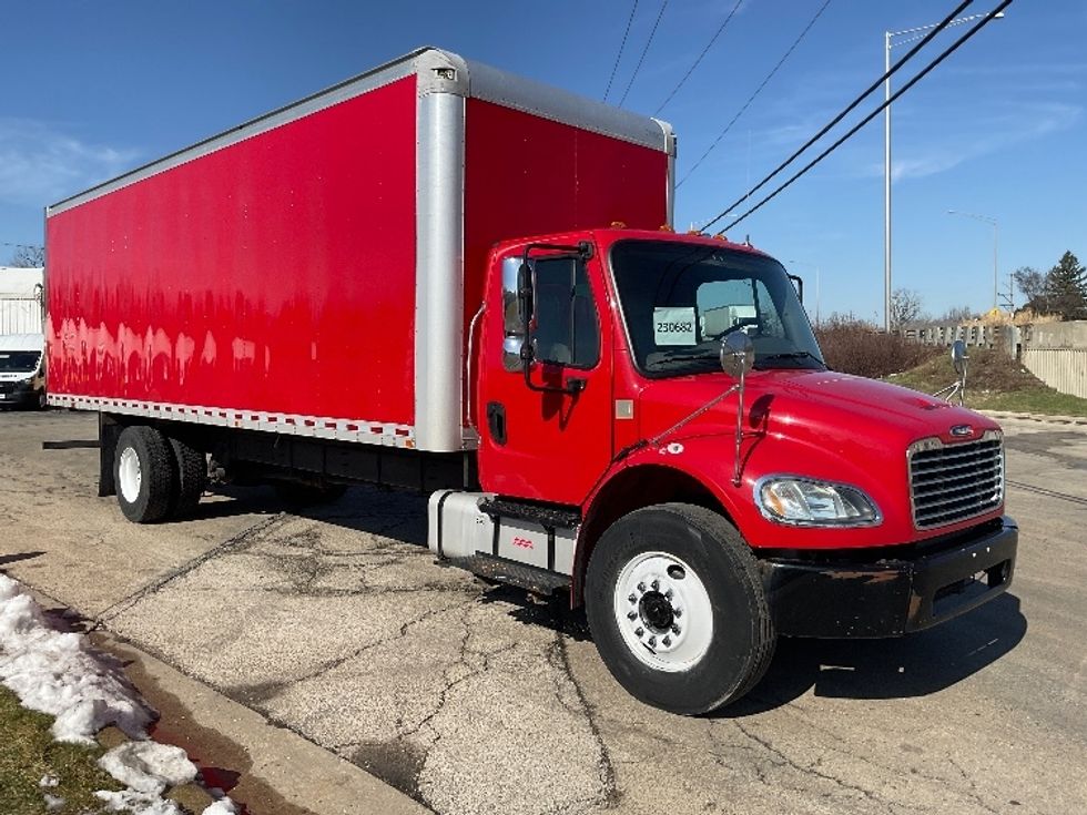 Medium Duty Box Truck-Light and Medium Duty Trucks-Freightliner-2019-M2-East Chicago-IN-189,432\n\t\tmiles-$ 31,500 - Image 1