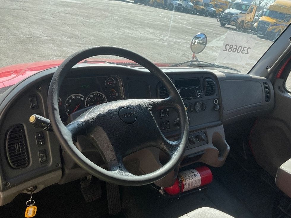 Medium Duty Box Truck-Light and Medium Duty Trucks-Freightliner-2019-M2-East Chicago-IN-189,432\n\t\tmiles-$ 31,500 - Image 16