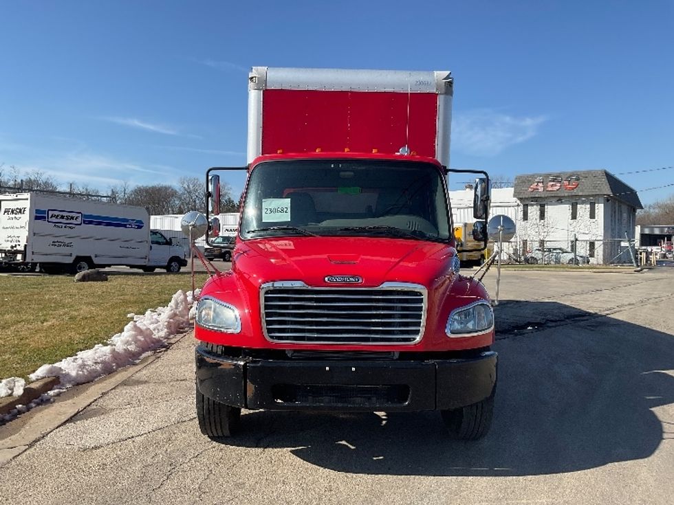Medium Duty Box Truck-Light and Medium Duty Trucks-Freightliner-2019-M2-East Chicago-IN-189,432\n\t\tmiles-$ 31,500 - Image 2