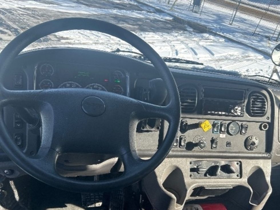 Medium Duty Box Truck-Light and Medium Duty Trucks-Freightliner-2019-M2-East Chicago-IN-197,017\n\t\tmiles-$ 46,750 - Image 18