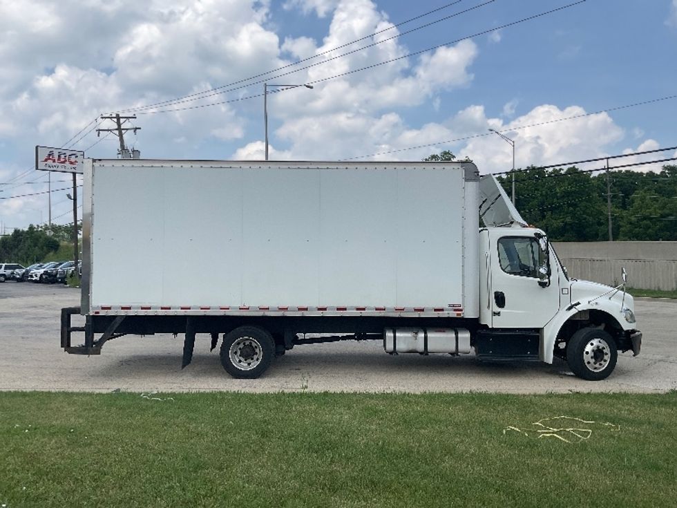 Medium Duty Box Truck-Light and Medium Duty Trucks-Freightliner-2019-M2-East Chicago-IN-281,904\n\t\tmiles-$ 21,500 - Image 14