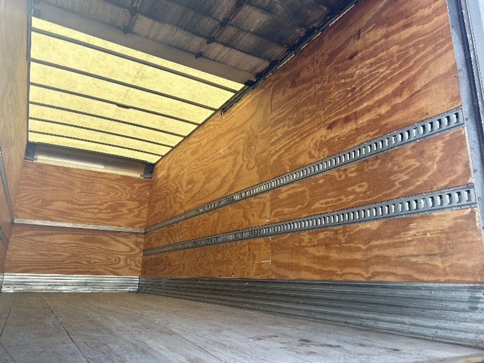 Medium Duty Box Truck-Light and Medium Duty Trucks-Freightliner-2019-M2-East Chicago-IN-320,408\n\t\tmiles-$ 20,000 - Image 11