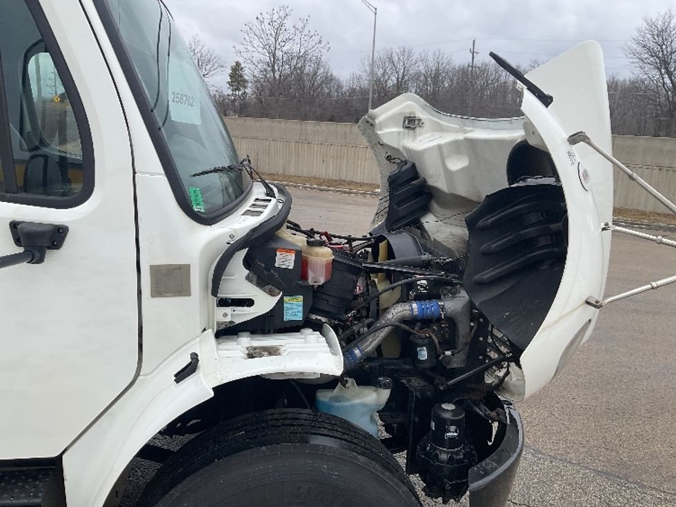 Medium Duty Box Truck-Light and Medium Duty Trucks-Freightliner-2019-M2-East Chicago-IN-320,408\n\t\tmiles-$ 20,000 - Image 22