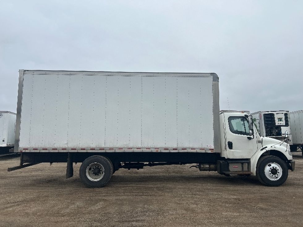 Medium Duty Box Truck-Light and Medium Duty Trucks-Freightliner-2019-M2-East Chicago-IN-358,264\n\t\tmiles-$ 20,000 - Image 13