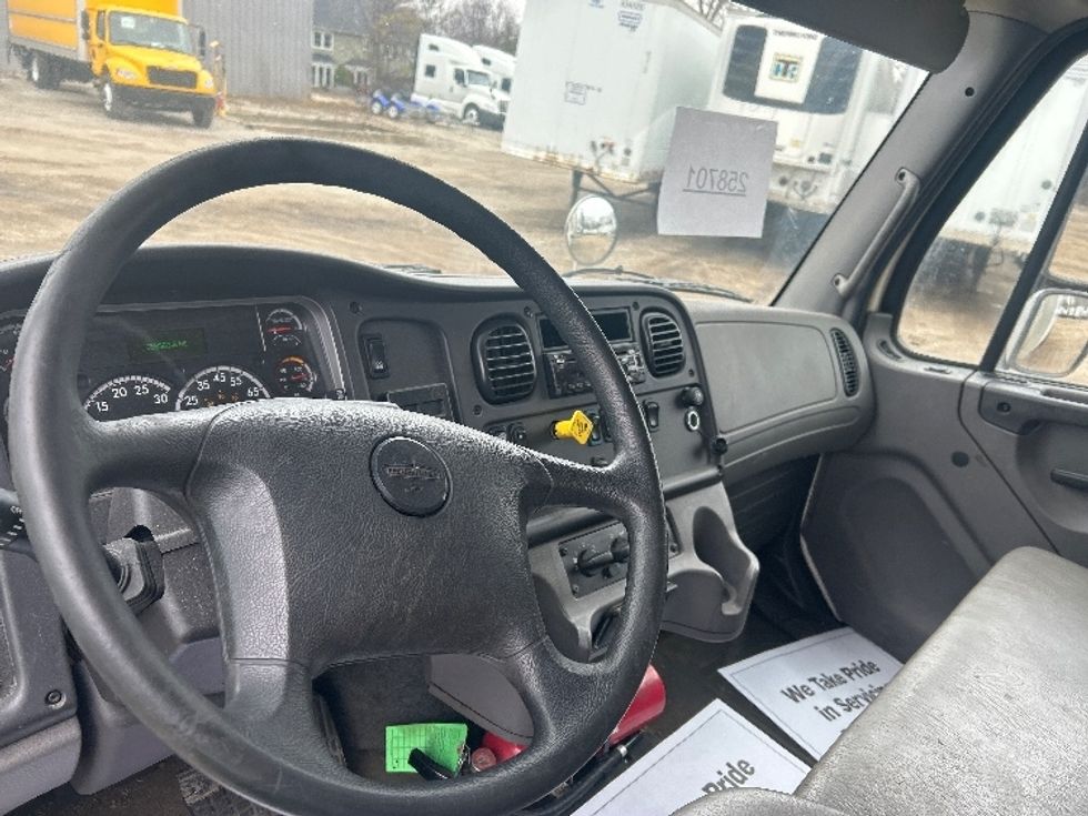 Medium Duty Box Truck-Light and Medium Duty Trucks-Freightliner-2019-M2-East Chicago-IN-358,264\n\t\tmiles-$ 20,000 - Image 15