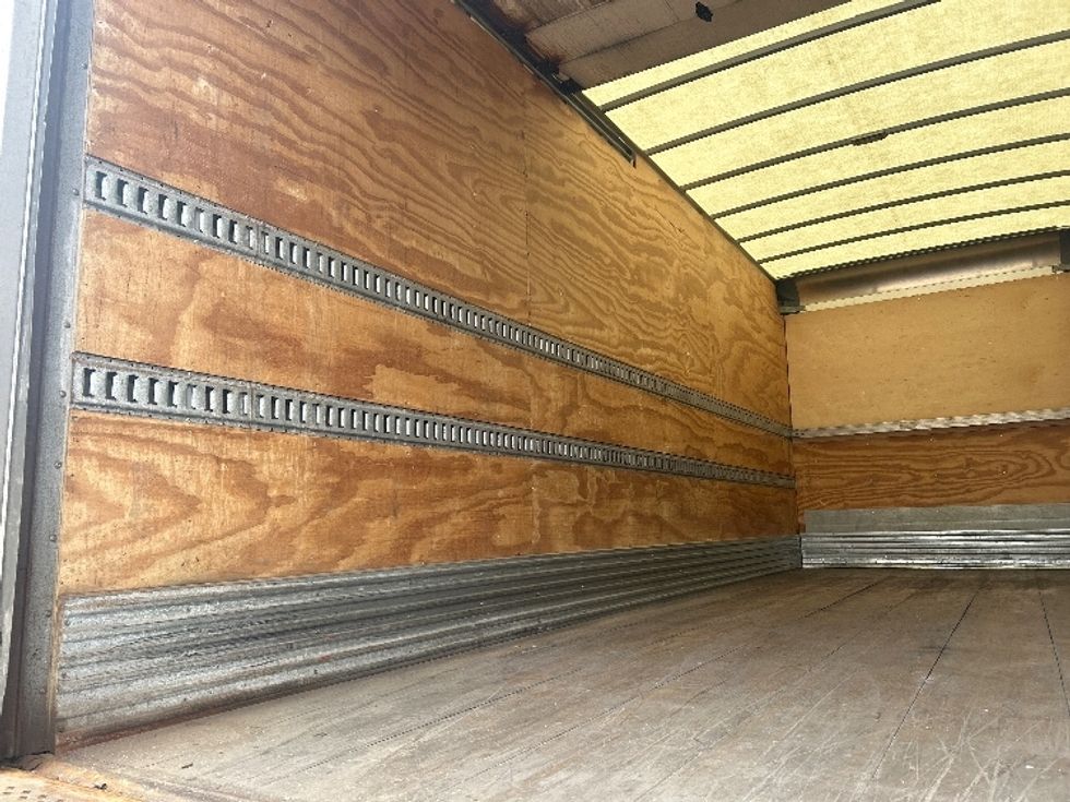 Medium Duty Box Truck-Light and Medium Duty Trucks-Freightliner-2019-M2-East Chicago-IN-358,264\n\t\tmiles-$ 20,000 - Image 9