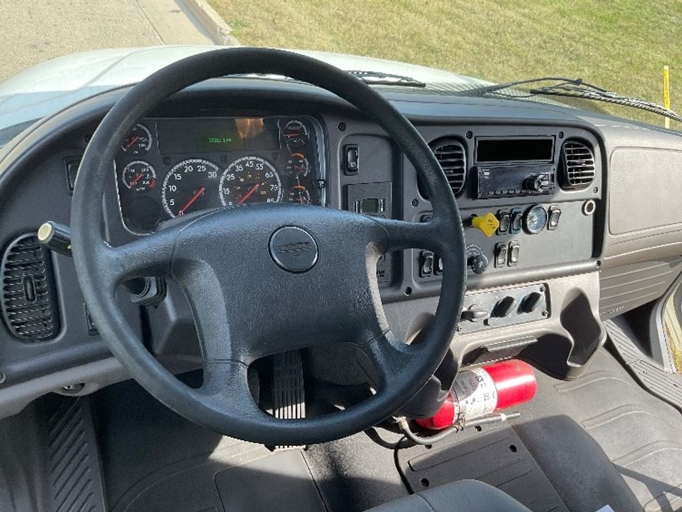 Medium Duty Box Truck-Light and Medium Duty Trucks-Freightliner-2019-M2-East Chicago-IN-89,314\n\t\tmiles-$ 61,500 - Image 17