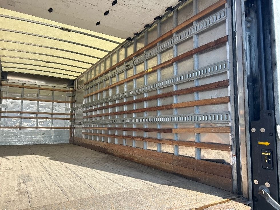 Medium Duty Box Truck-Light and Medium Duty Trucks-Freightliner-2019-M2-East Chicago-IN-93,418\n\t\tmiles-$ 58,000 - Image 12