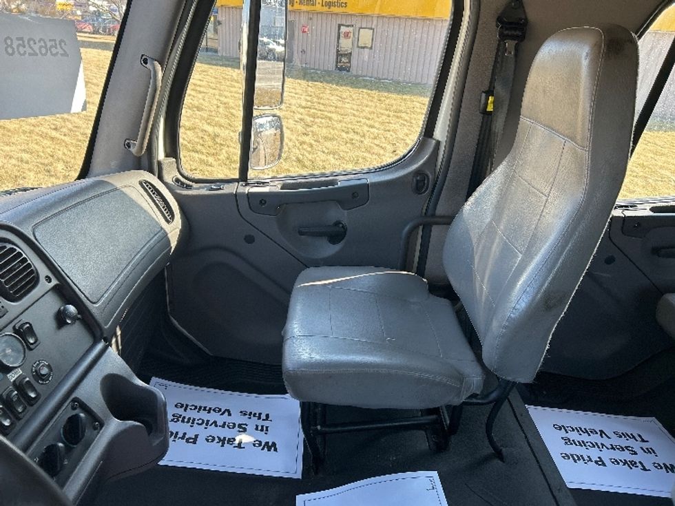 Medium Duty Box Truck-Light and Medium Duty Trucks-Freightliner-2019-M2-East Chicago-IN-93,418\n\t\tmiles-$ 58,000 - Image 19