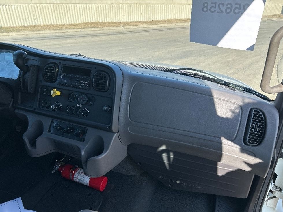Medium Duty Box Truck-Light and Medium Duty Trucks-Freightliner-2019-M2-East Chicago-IN-93,418\n\t\tmiles-$ 58,000 - Image 21