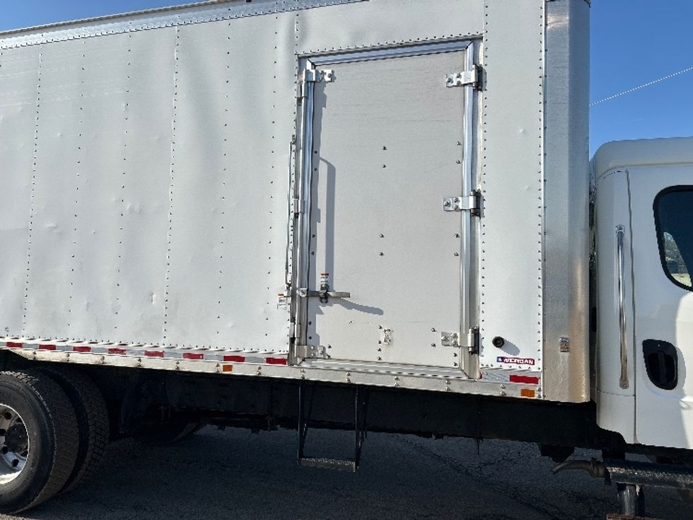 Medium Duty Box Truck-Light and Medium Duty Trucks-Freightliner-2019-M2-East Chicago-IN-93,418\n\t\tmiles-$ 58,000 - Image 26