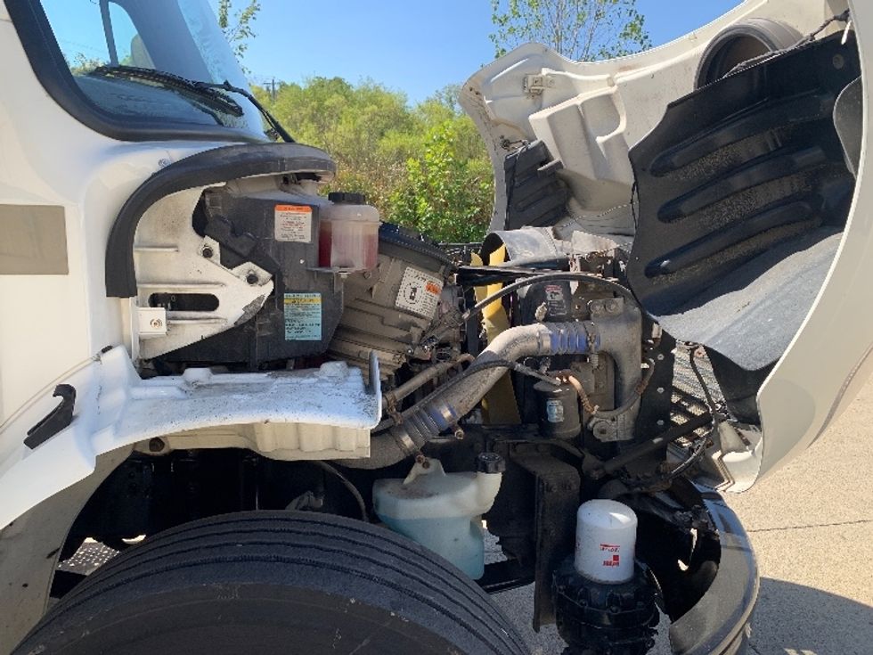 Medium Duty Box Truck-Light and Medium Duty Trucks-Freightliner-2019-M2-East Liberty-OH-171,223\n\t\tmiles-$ 53,000 - Image 23