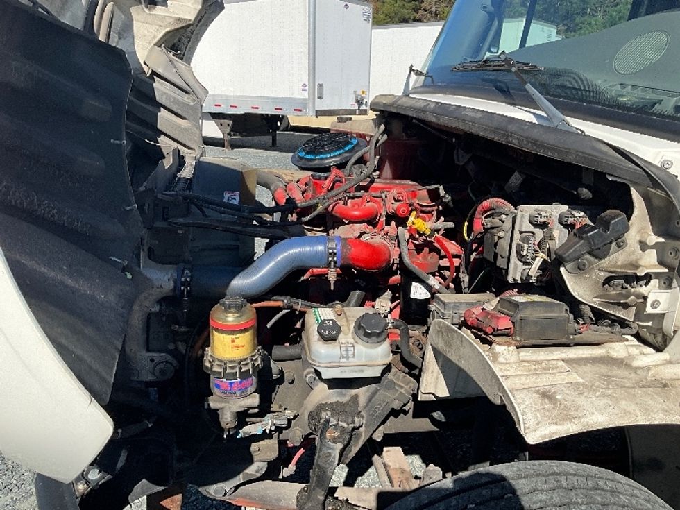 Medium Duty Box Truck-Light and Medium Duty Trucks-Freightliner-2019-M2-Eden-MD-121,979\n\t\tmiles-$ 46,000 - Image 24