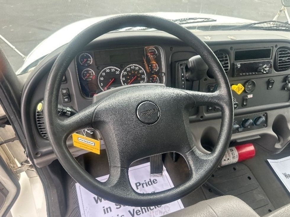 Medium Duty Box Truck-Light and Medium Duty Trucks-Freightliner-2019-M2-Eden-MD-123,410\n\t\tmiles-$ 55,750 - Image 17