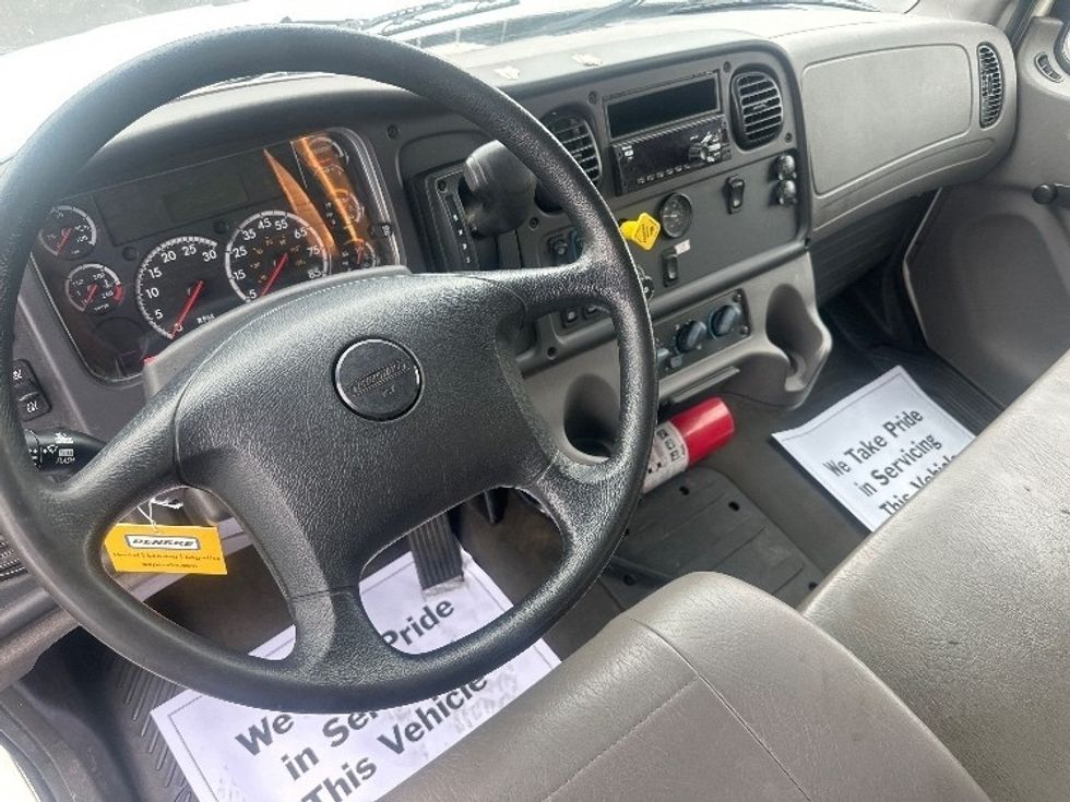 Medium Duty Box Truck-Light and Medium Duty Trucks-Freightliner-2019-M2-Eden-MD-123,410\n\t\tmiles-$ 55,750 - Image 18