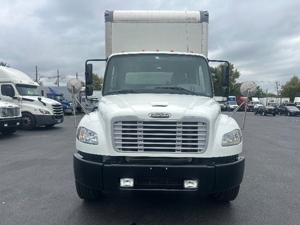 Medium Duty Box Truck-Light and Medium Duty Trucks-Freightliner-2019-M2-Eden-MD-131,866\n\t\tmiles-$ 53,000 - Image 2