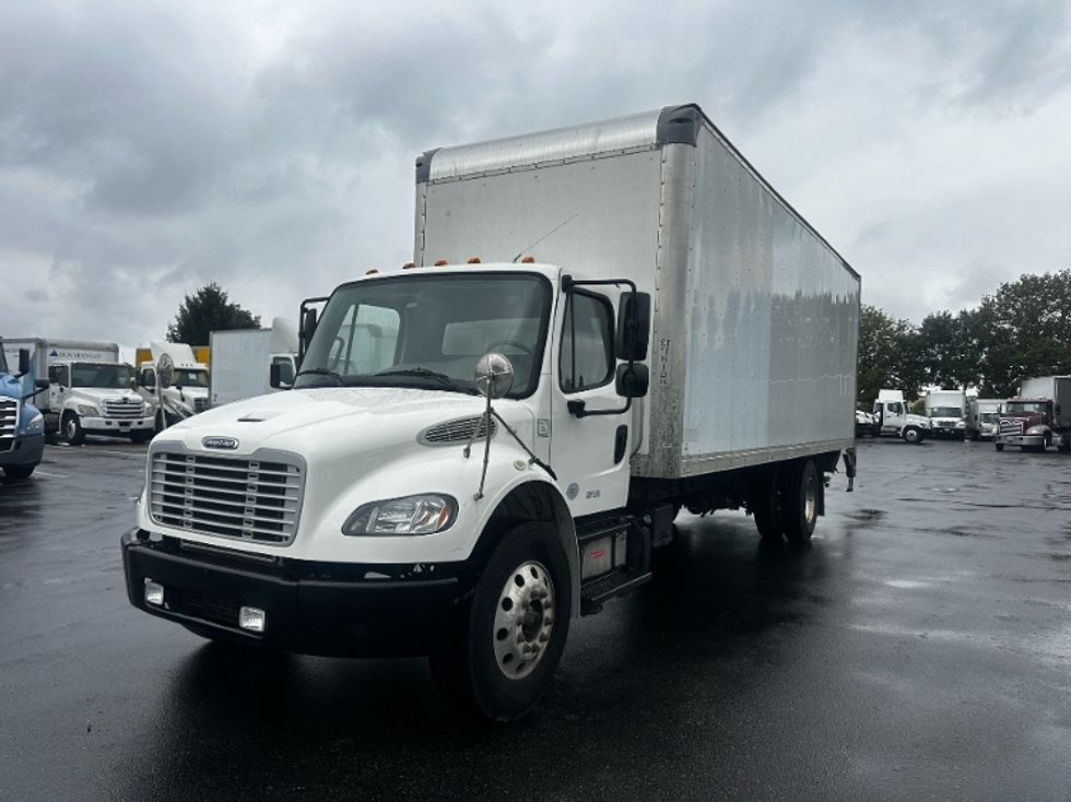 Medium Duty Box Truck-Light and Medium Duty Trucks-Freightliner-2019-M2-Eden-MD-131,866\n\t\tmiles-$ 53,000 - Image 23