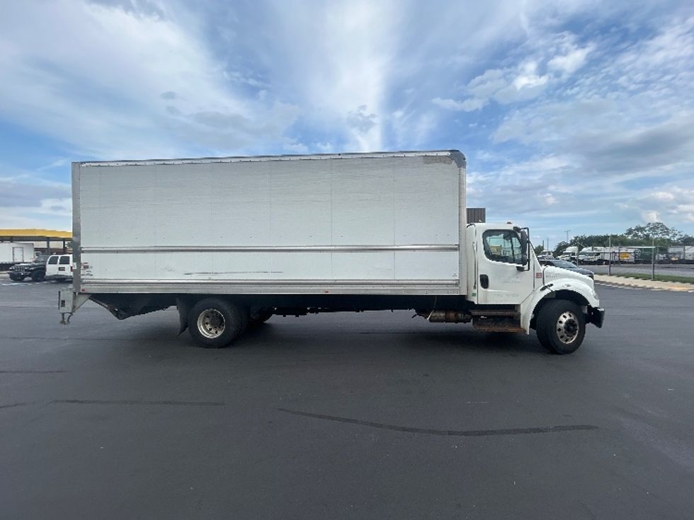 Medium Duty Box Truck-Light and Medium Duty Trucks-Freightliner-2019-M2-Eden-MD-343,844\n\t\tmiles-$ 30,500 - Image 14