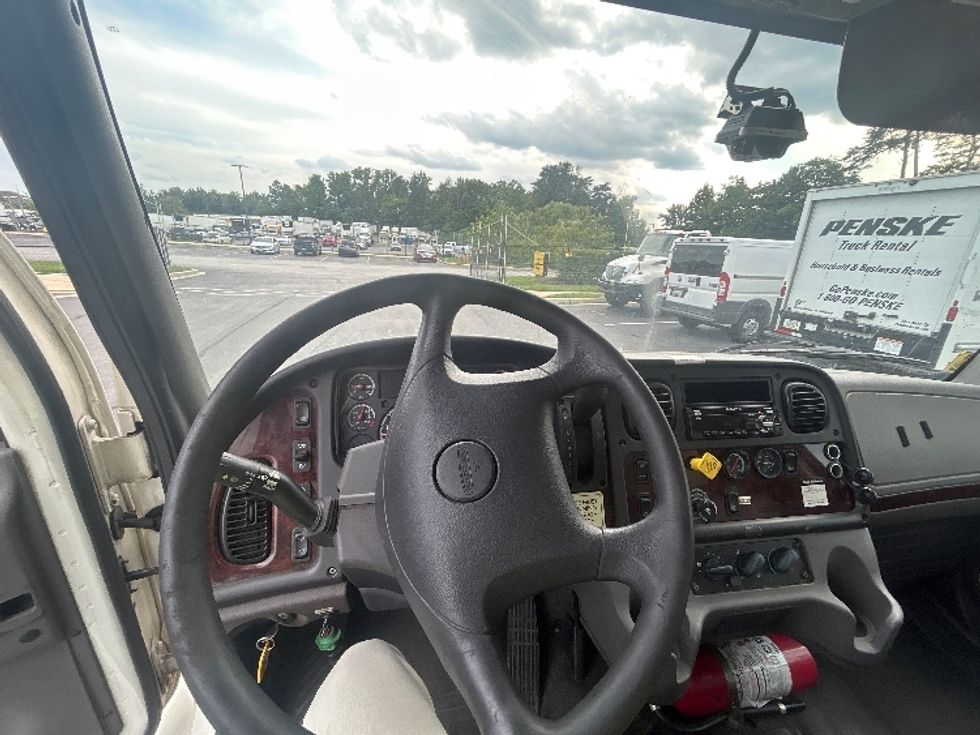Medium Duty Box Truck-Light and Medium Duty Trucks-Freightliner-2019-M2-Eden-MD-343,844\n\t\tmiles-$ 30,500 - Image 17