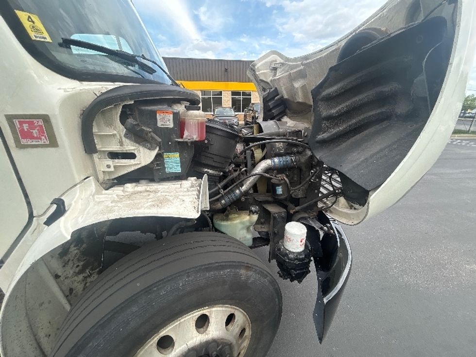 Medium Duty Box Truck-Light and Medium Duty Trucks-Freightliner-2019-M2-Eden-MD-343,844\n\t\tmiles-$ 30,500 - Image 22