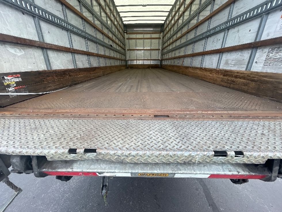 Medium Duty Box Truck-Light and Medium Duty Trucks-Freightliner-2019-M2-Eden-MD-343,844\n\t\tmiles-$ 30,500 - Image 9