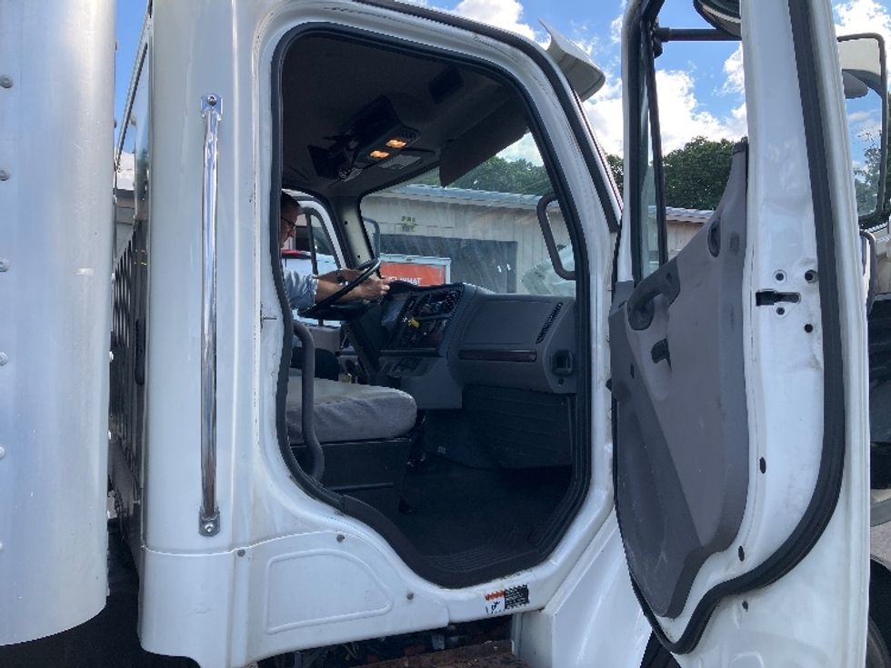 Medium Duty Box Truck-Light and Medium Duty Trucks-Freightliner-2019-M2-Edison-NJ-220,864\n\t\tmiles-$ 37,750 - Image 17